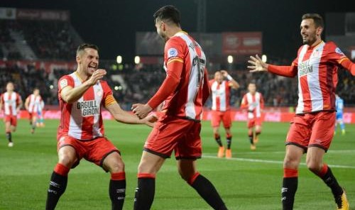  拜仁青训小将梅开二度闪耀  