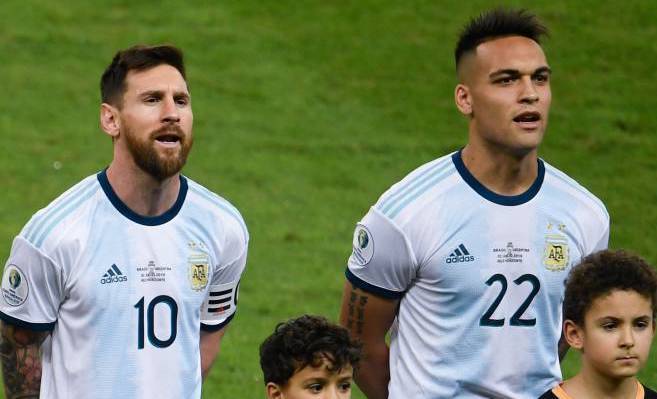  国际米兰功勋老臣离队，球迷泪洒告别仪式