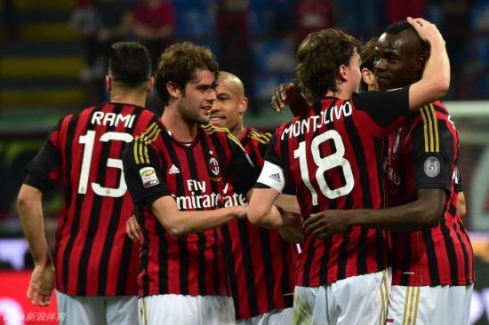  那不勒斯青春出击，小西蒙尼助攻队友破门