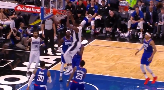  班凯罗暴力美学隔扣集锦，魔术榜眼秀赛季新高征服联盟